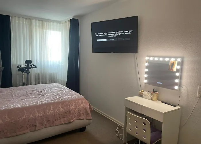 1 Zimmer In Einer 2 Zimmer Wohnung Zu Vermieten Wg Anfragen Bitte Nur Von Frauen